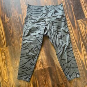 Athleta Salutation Stash High Rise 7/8 Length Leggings Pockets  Size 1X